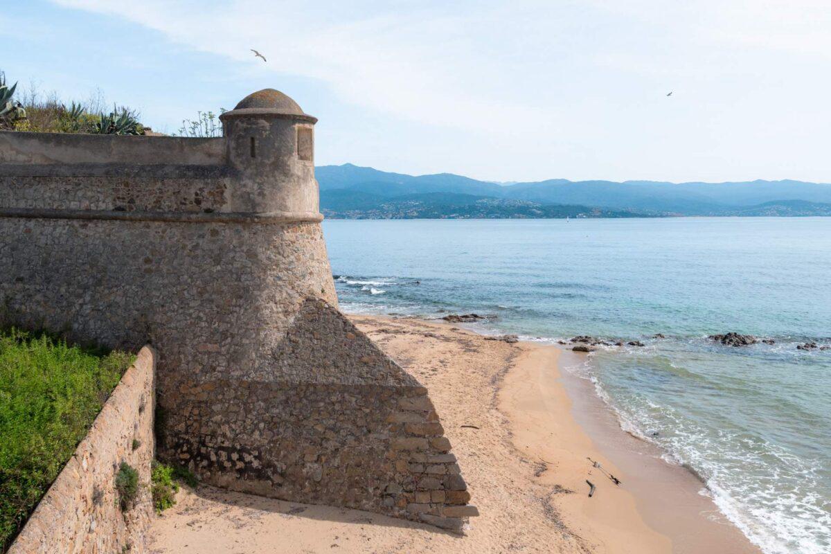 Reseguide till Ajaccio: 16 bästa sevärdheter i Korsikas huvudstad