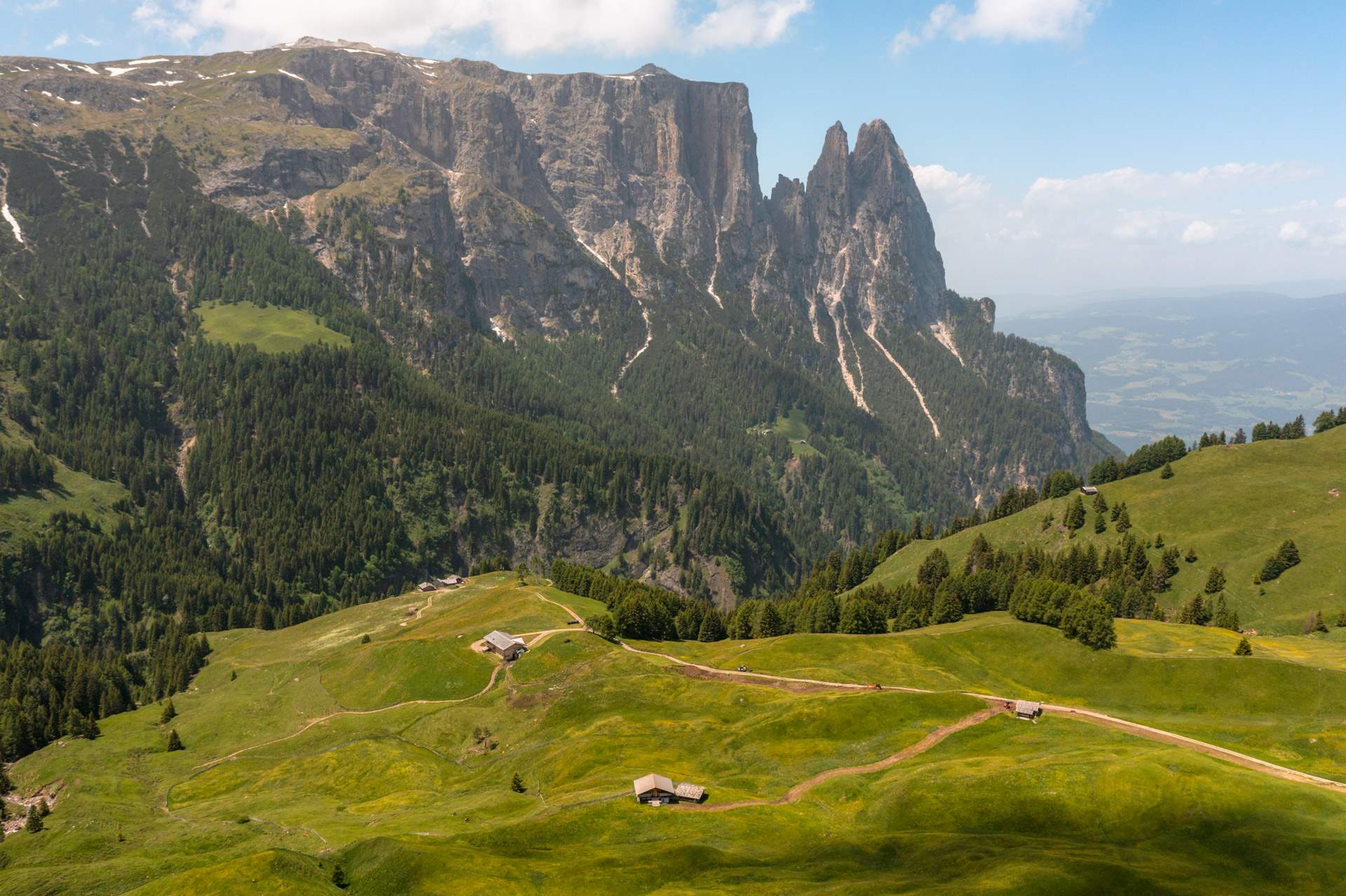 Dolomiterna med barn: Familjevänliga tips, sevärdheter och bästa hotellen