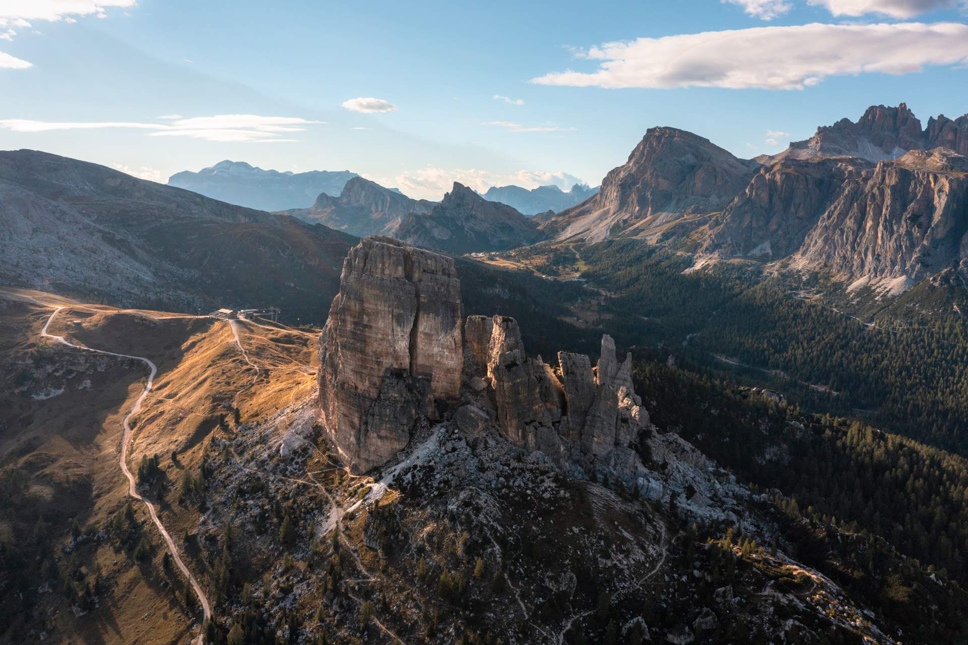 Cinque Torri reseguide: Så besöker du de fem tornen i Dolomiterna